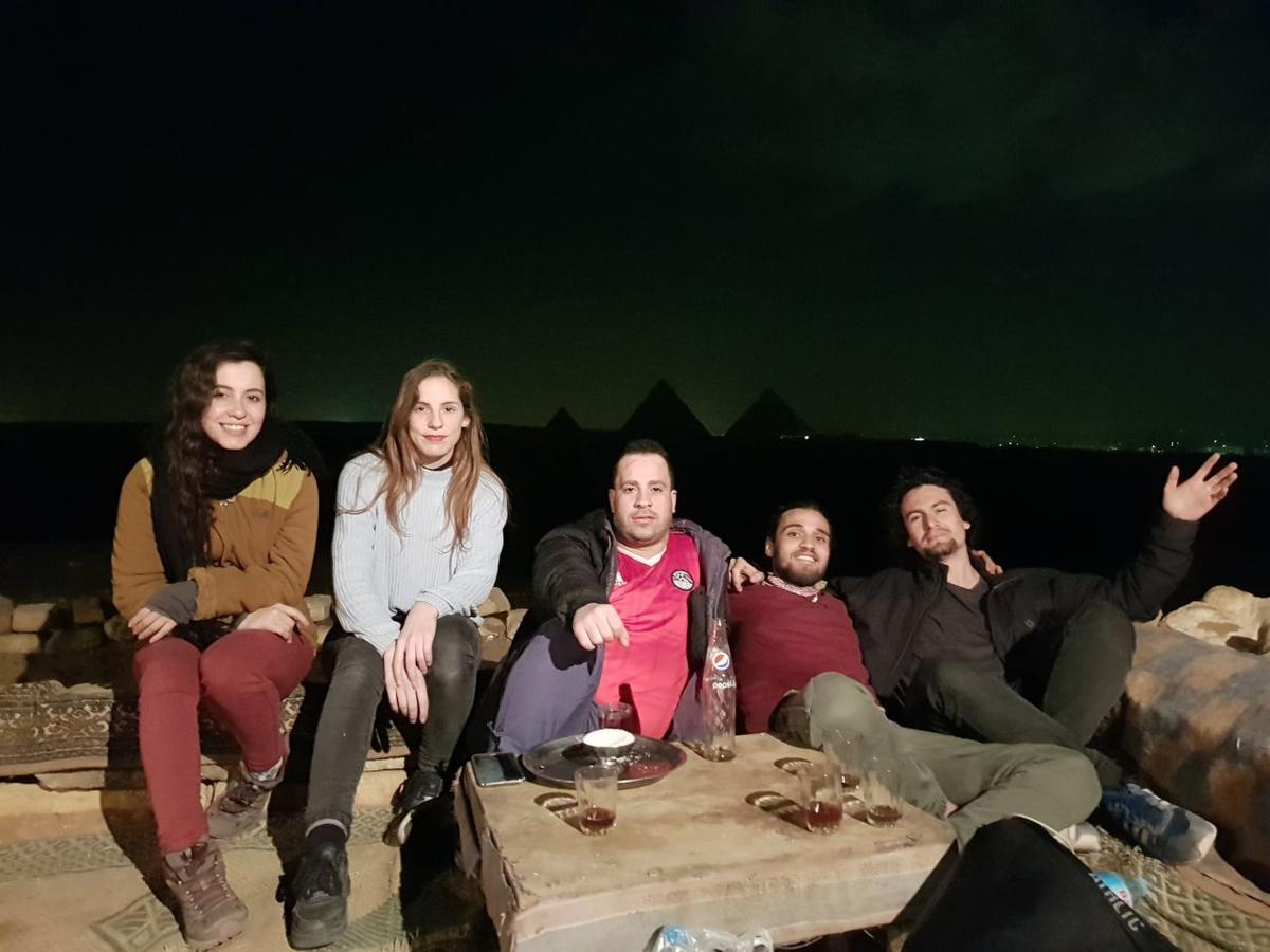 Happy Days Pyramids Inn Kafret el-Gabal Zewnętrze zdjęcie